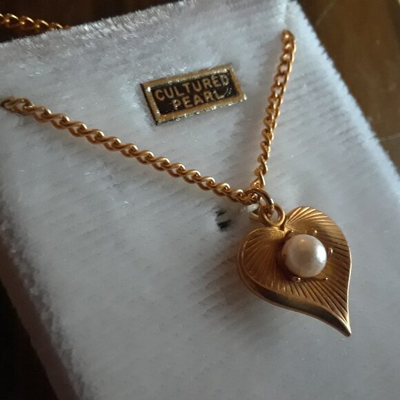 "RARE" Culured Pearl Necklace - Picture 6 of 10